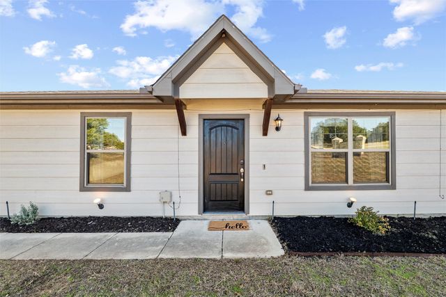 144 Emerald Drive, Weatherford, TX 76087