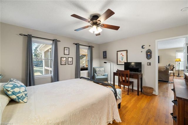 1129 Melrose Street, Winston-salem, NC 27103