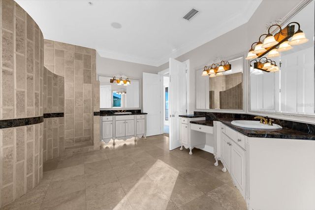 960 GULF BOULEVARD, Belleair Beach, FL 33786