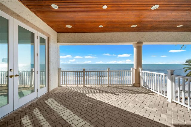 960 GULF BOULEVARD, Belleair Beach, FL 33786