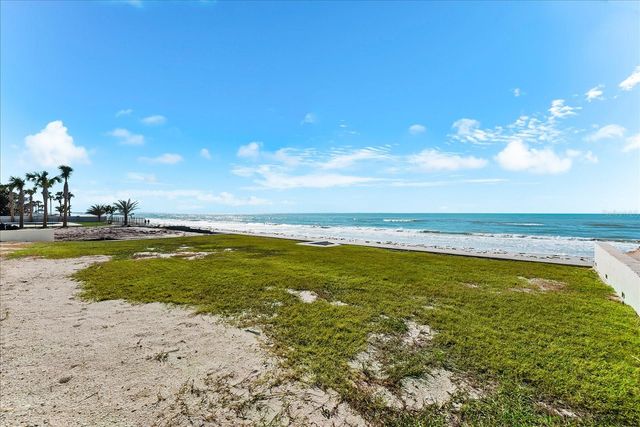 960 GULF BOULEVARD, Belleair Beach, FL 33786