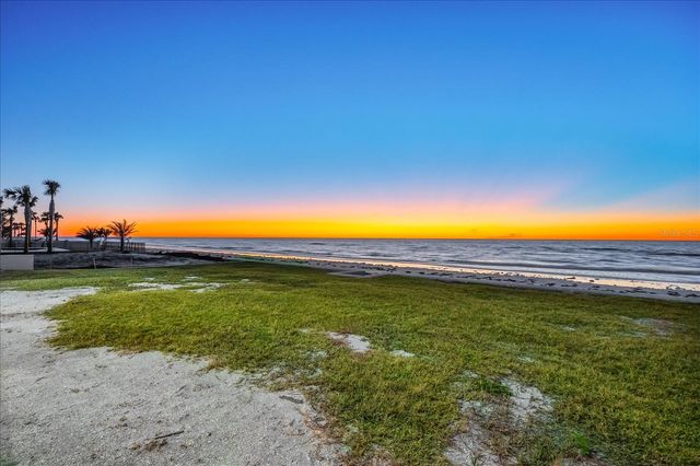 960 GULF BOULEVARD, Belleair Beach, FL 33786