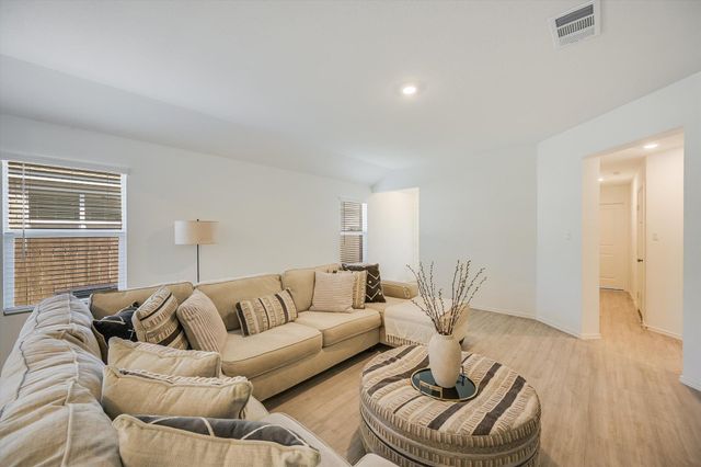 1701 Chapel Ranch RD, Georgetown, TX 78628