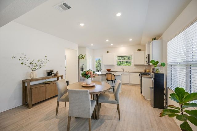 1701 Chapel Ranch RD, Georgetown, TX 78628