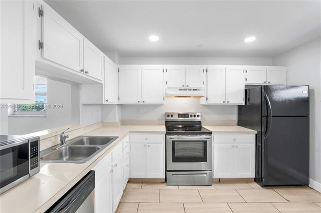1100 NW 87th Avenue 508, Coral Springs, FL 33071