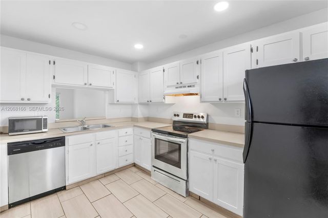 1100 NW 87th Avenue 508, Coral Springs, FL 33071