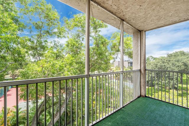 1100 NW 87th Avenue 508, Coral Springs, FL 33071