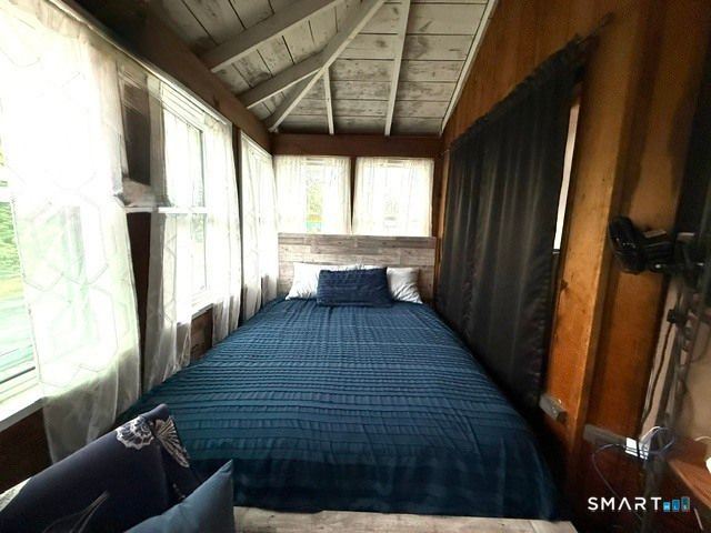 98 Oswegatchie Road, Waterford, CT 06385