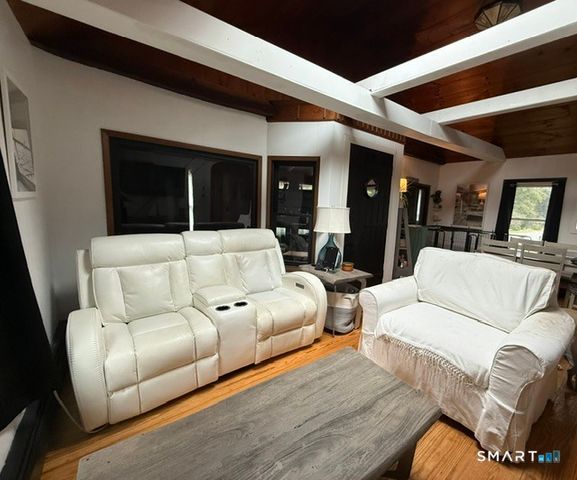 98 Oswegatchie Road, Waterford, CT 06385