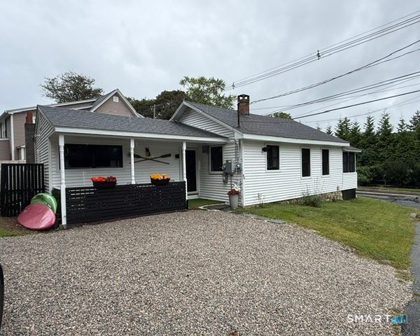 98 Oswegatchie Road, Waterford, CT 06385