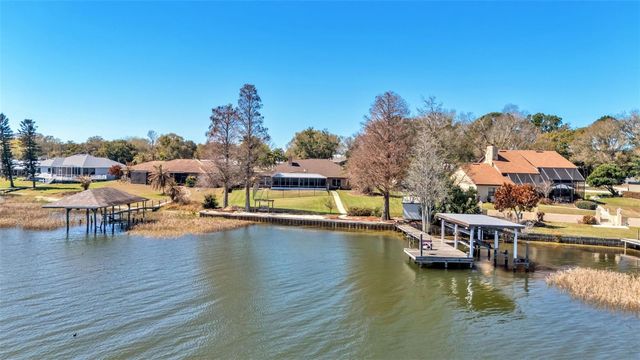 122 W JULIANA WAY, Auburndale, FL 33823