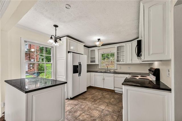 3816 Green Bay Dr, Lawrenceville, GA 30044