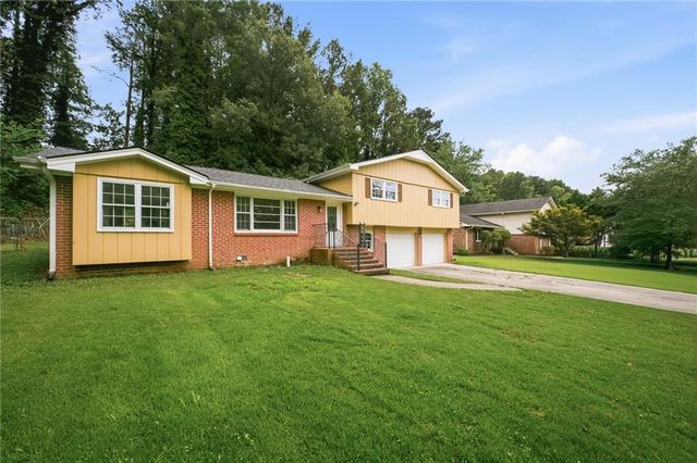3816 Green Bay Dr, Lawrenceville, GA 30044