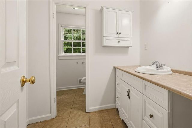 3816 Green Bay Dr, Lawrenceville, GA 30044