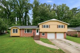 3816 Green Bay Dr, Lawrenceville, GA 30044