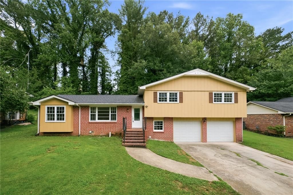 3816 Green Bay Dr, Lawrenceville, GA 30044