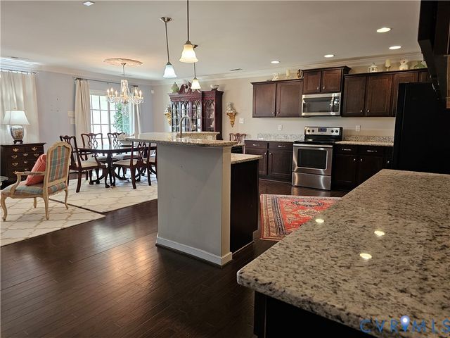 7421 Leaf Fall Way, Mechanicsville, VA 23111