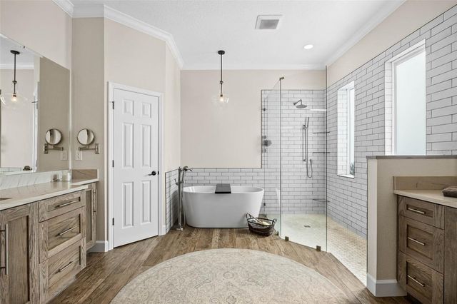 19817 GLAZING GLOBE LANE, Lutz, FL 33558