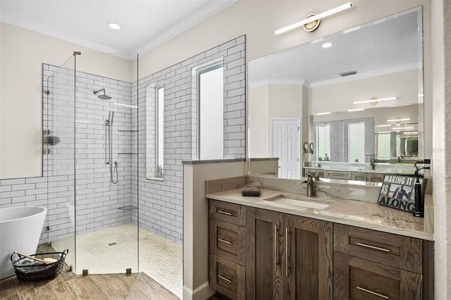 19817 GLAZING GLOBE LANE, Lutz, FL 33558