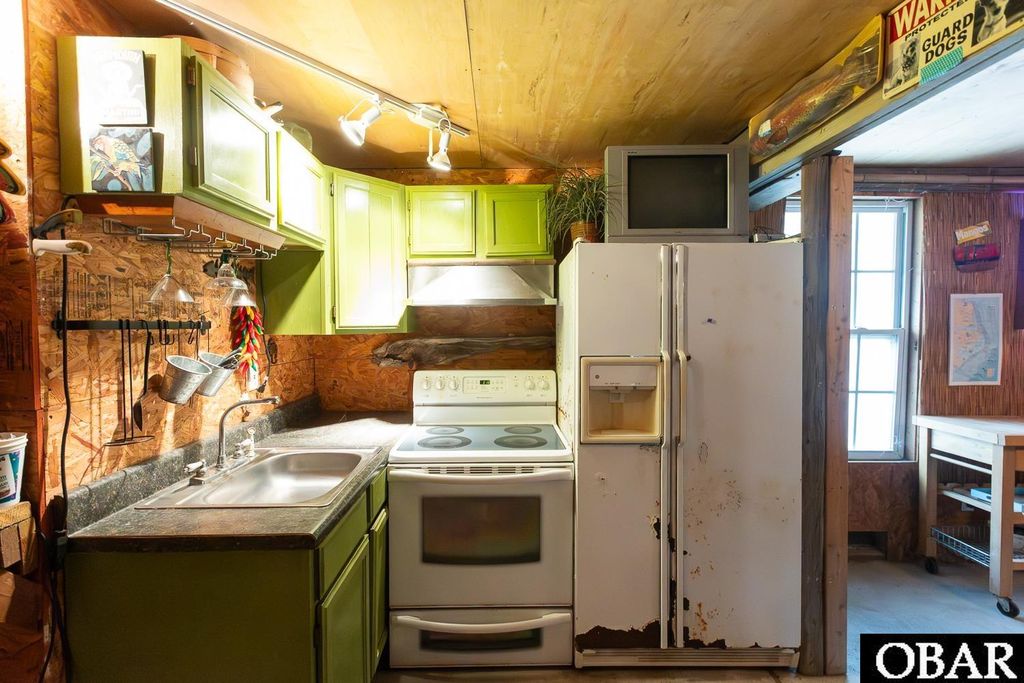 Image 24 of property listing at 2184 Pike Road Lot 17, Corolla, NC 27927