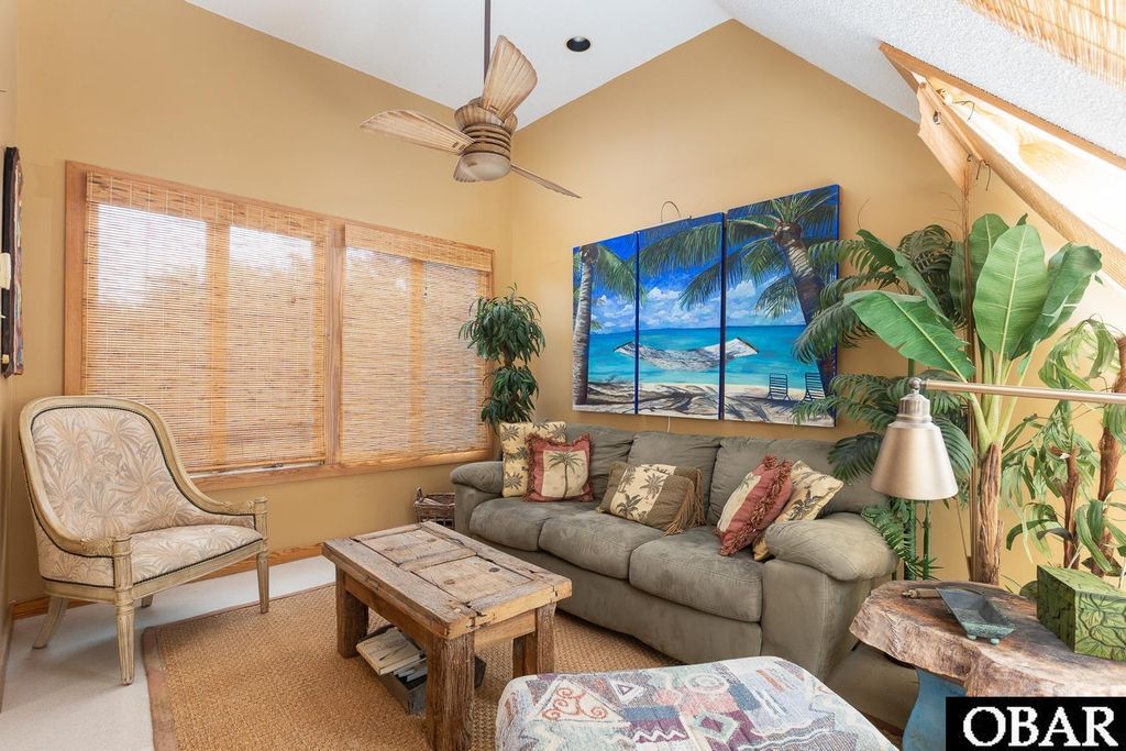 Image 4 of property listing at 2184 Pike Road Lot 17, Corolla, NC 27927