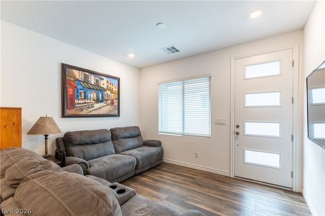 3808 Snow Fawn Avenue, North Las Vegas, NV 89084