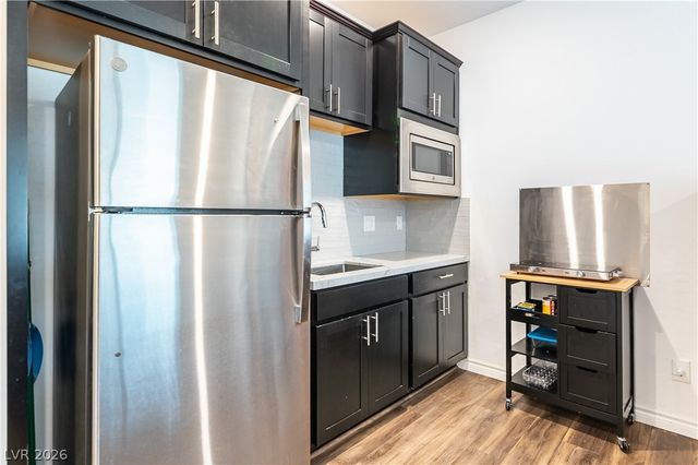 3808 Snow Fawn Avenue, North Las Vegas, NV 89084