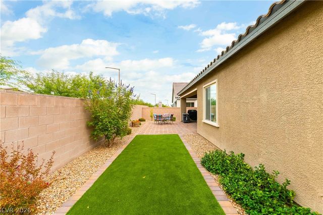3808 Snow Fawn Avenue, North Las Vegas, NV 89084