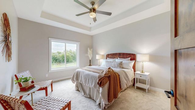 509 Golfview Avenue, Zumbrota, MN 55992