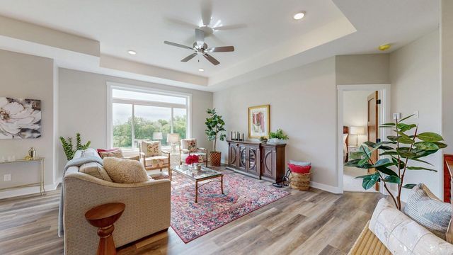 509 Golfview Avenue, Zumbrota, MN 55992