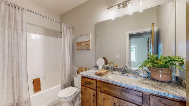 509 Golfview Avenue, Zumbrota, MN 55992