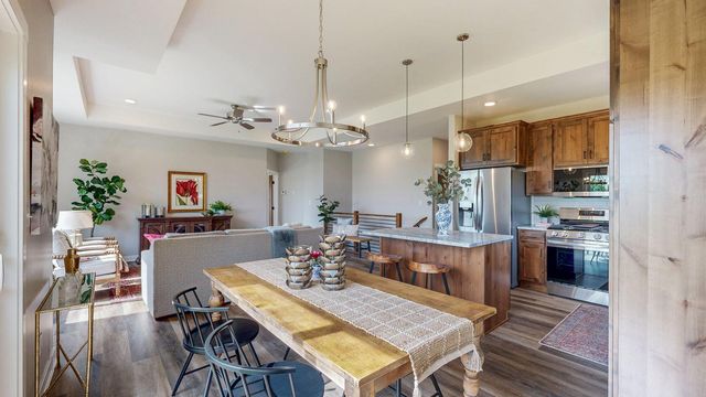 509 Golfview Avenue, Zumbrota, MN 55992