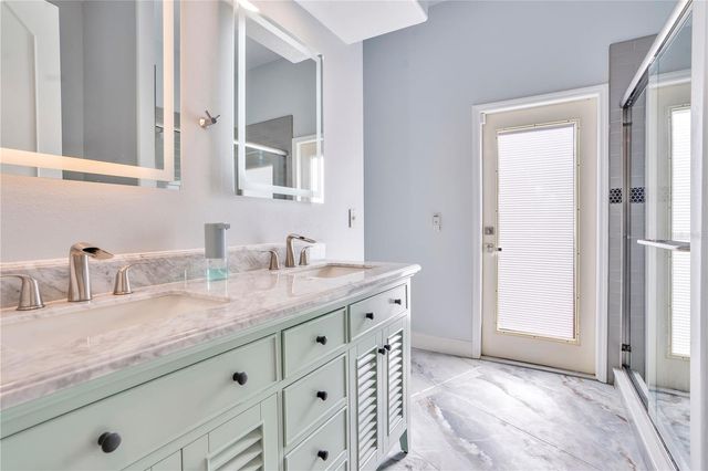 934 SYMPHONY ISLES BOULEVARD, Apollo Beach, FL 33572