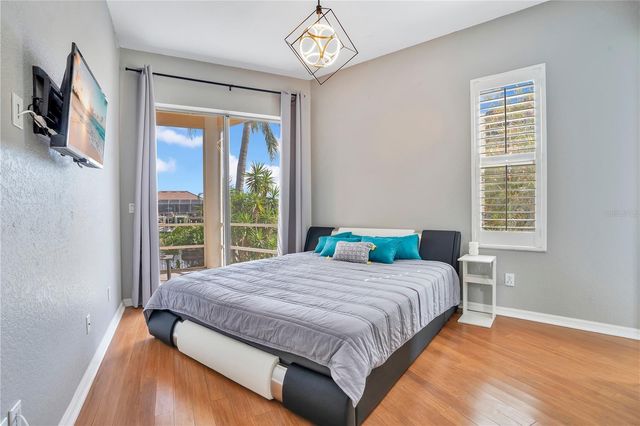 934 SYMPHONY ISLES BOULEVARD, Apollo Beach, FL 33572