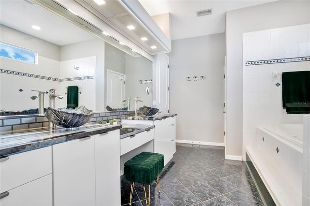 934 SYMPHONY ISLES BOULEVARD, Apollo Beach, FL 33572