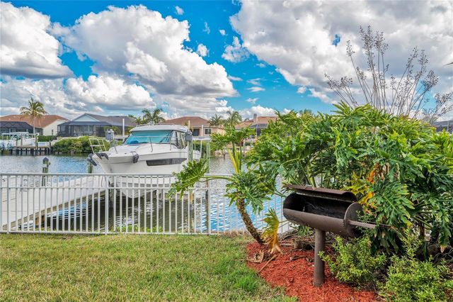 934 SYMPHONY ISLES BOULEVARD, Apollo Beach, FL 33572