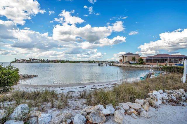 934 SYMPHONY ISLES BOULEVARD, Apollo Beach, FL 33572