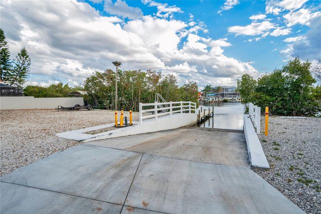 934 SYMPHONY ISLES BOULEVARD, Apollo Beach, FL 33572