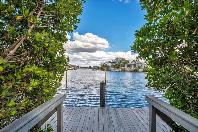 934 SYMPHONY ISLES BOULEVARD, Apollo Beach, FL 33572