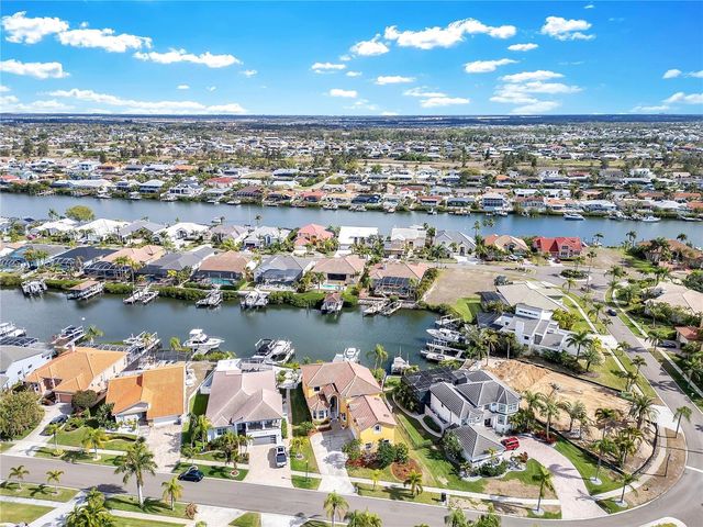 934 SYMPHONY ISLES BOULEVARD, Apollo Beach, FL 33572