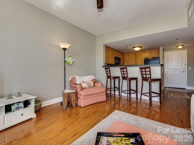 1315 East Boulevard 514, Charlotte, NC 28203