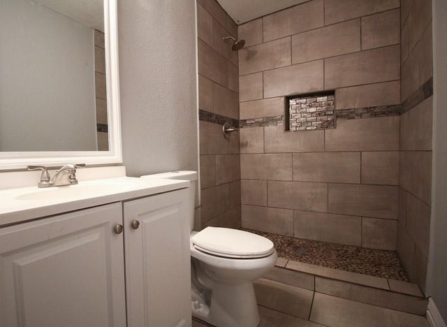 2733 Livingston Avenue, Fort Worth, TX 76110