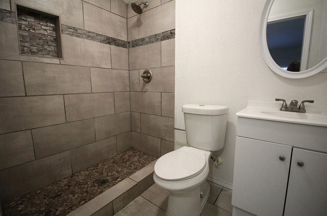 2733 Livingston Avenue, Fort Worth, TX 76110