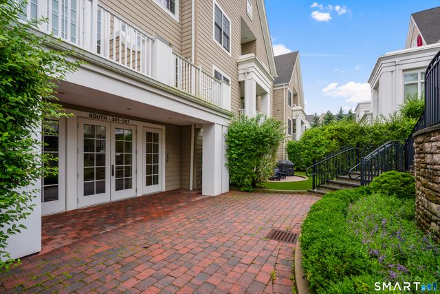 77 Havemeyer Lane 310, Stamford, CT 06902
