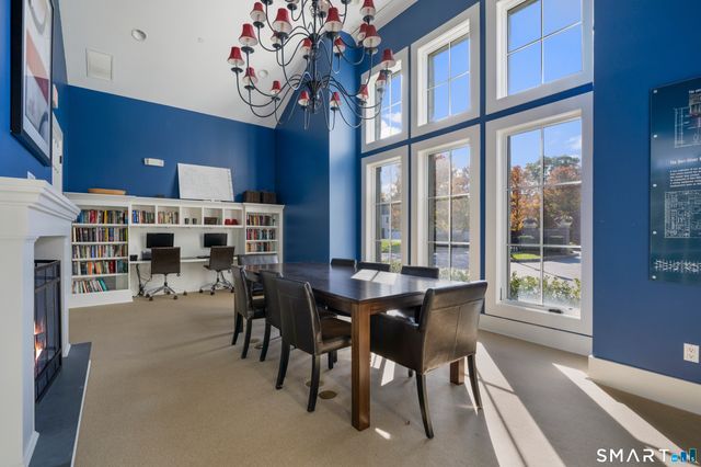 77 Havemeyer Lane 310, Stamford, CT 06902