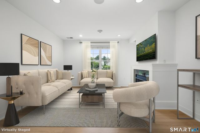 77 Havemeyer Lane 310, Stamford, CT 06902