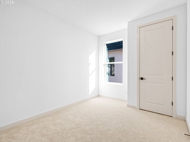 7456 Se Tolman St, Portland, OR 97206