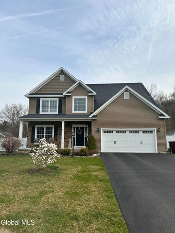 6 Jennifer Drive, Halfmoon, NY 12118