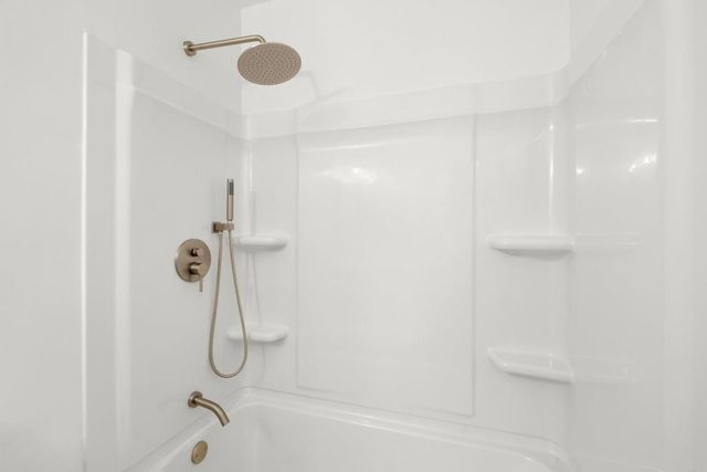 5523 Adobe Falls Road 3, San Diego, CA 92120