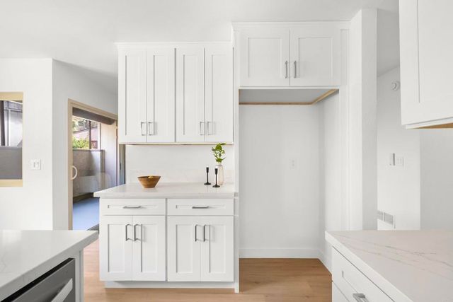 5523 Adobe Falls Road 3, San Diego, CA 92120